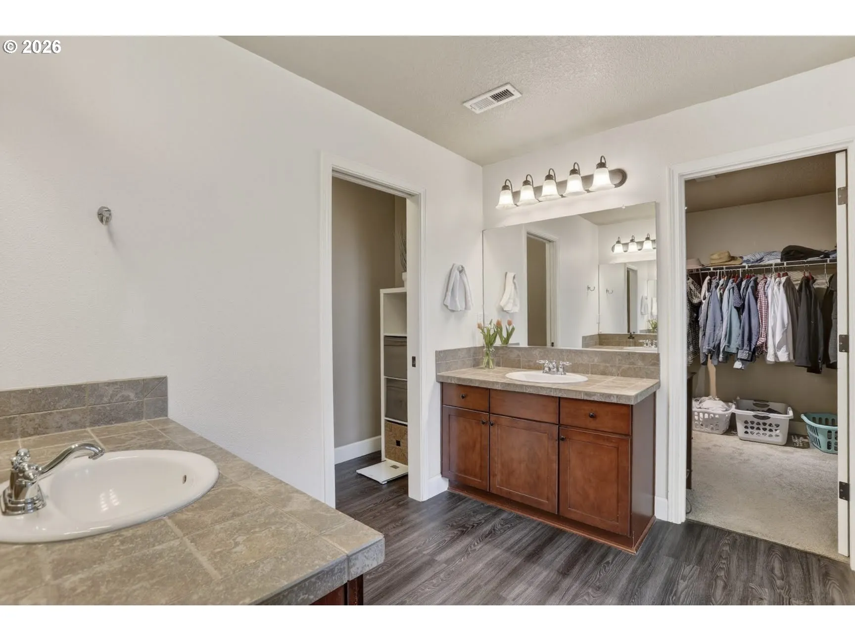 Bathroom-Double Sinks
