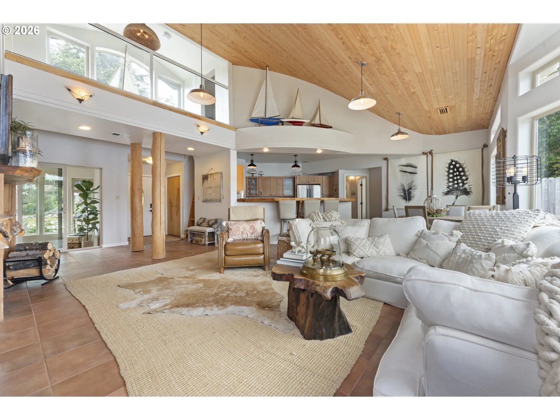 Living Room-Vaulted Ceilings