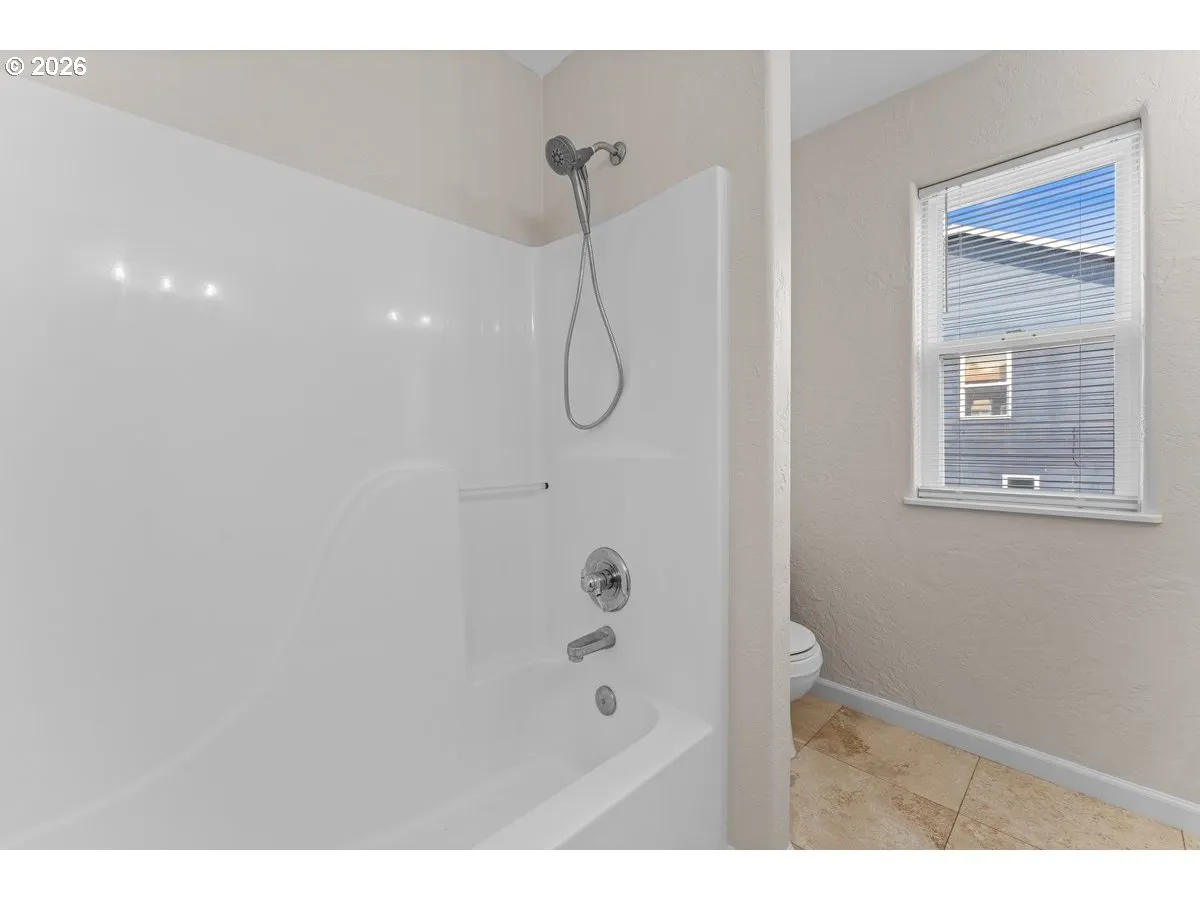 Bathroom-Upper