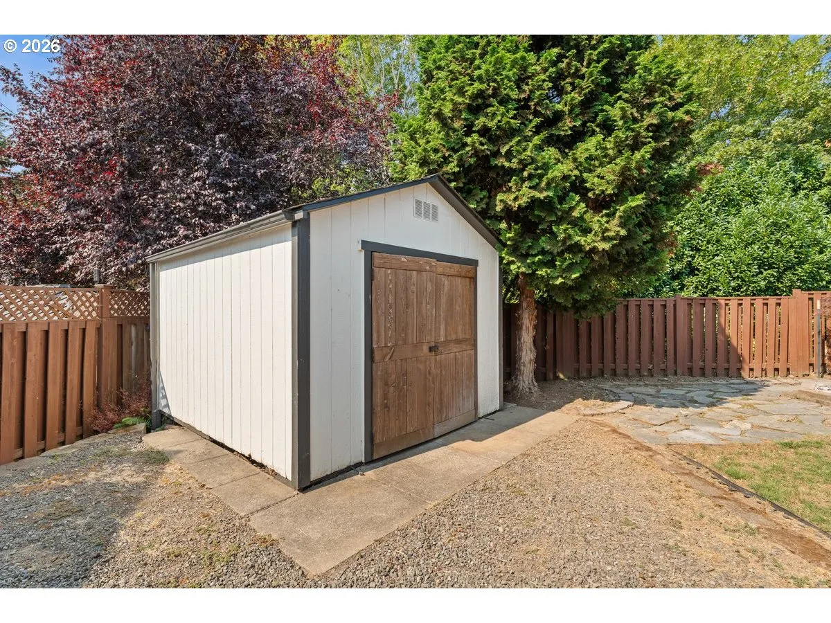 Shed