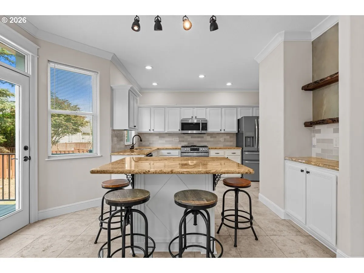 Kitchen-Island