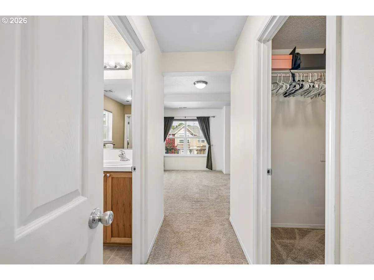 Primary Bedroom-Walk-In Closet