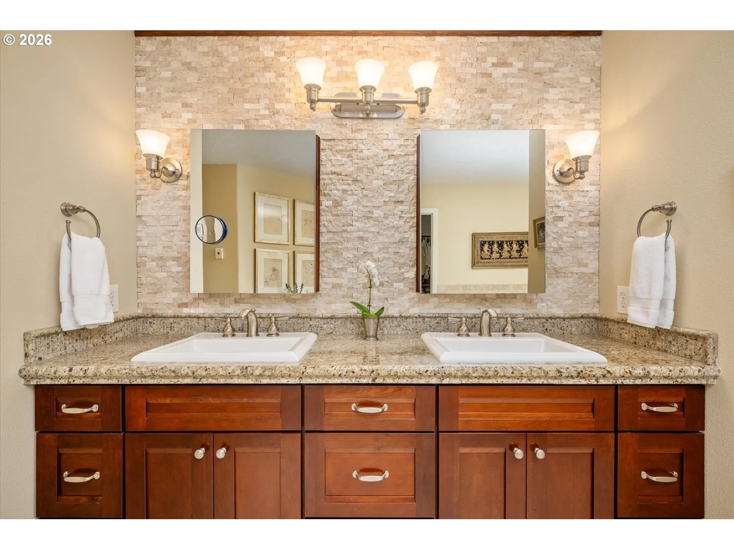 Bathroom, Attached