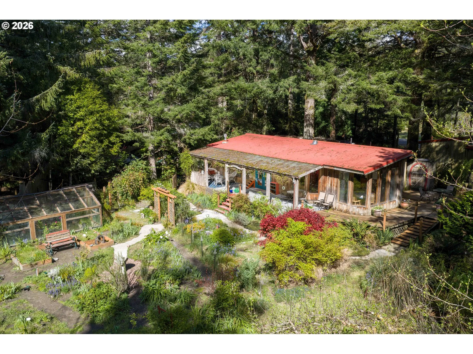 Garden-Wooded / Acreage