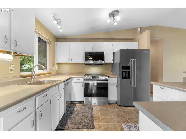 Kitchen-Island