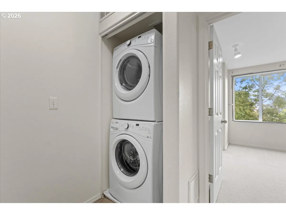 Laundry-Upper