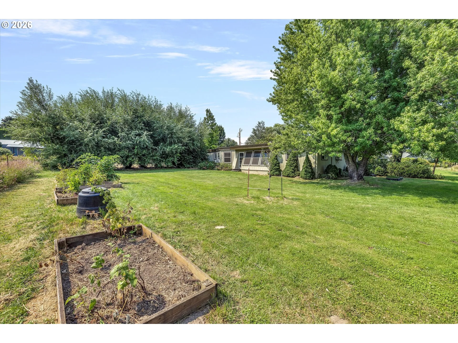 Yard-Back
