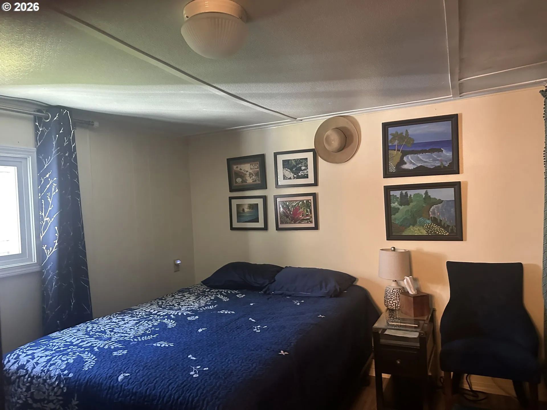 Bedroom, Primary