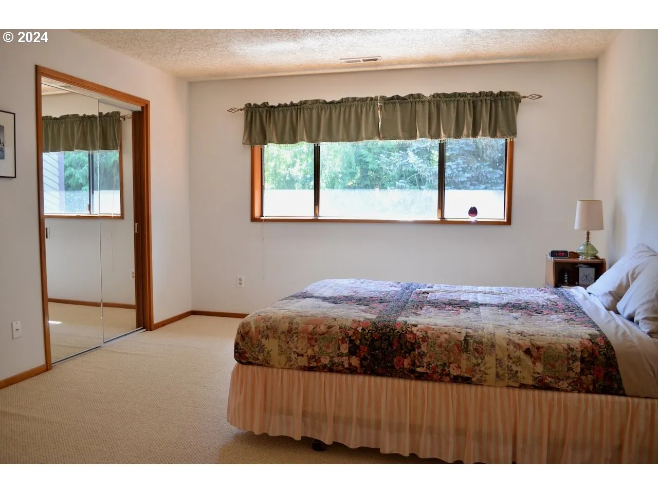 Owner's Suite Bedroom-Upper