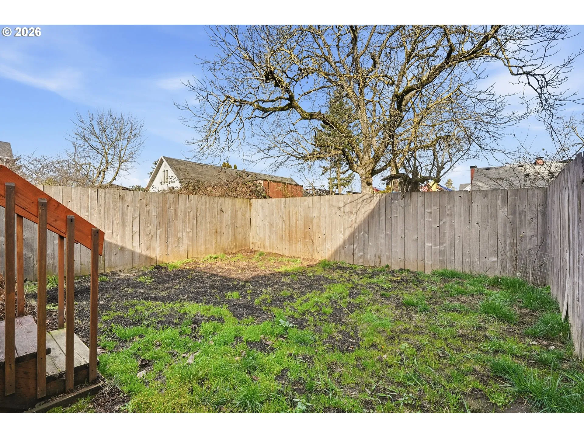 Yard-Fenced