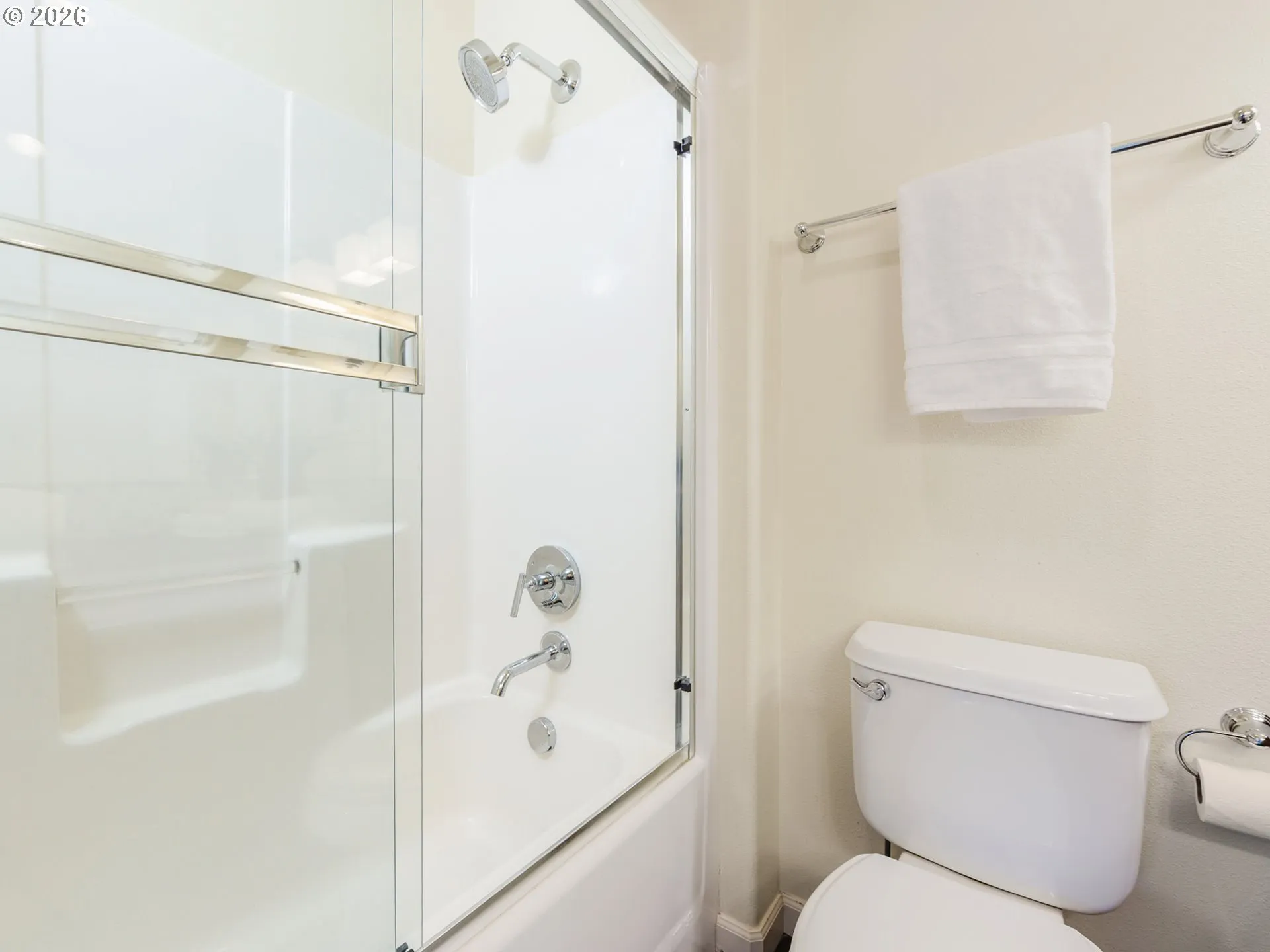 Bathroom, Attached-Upper