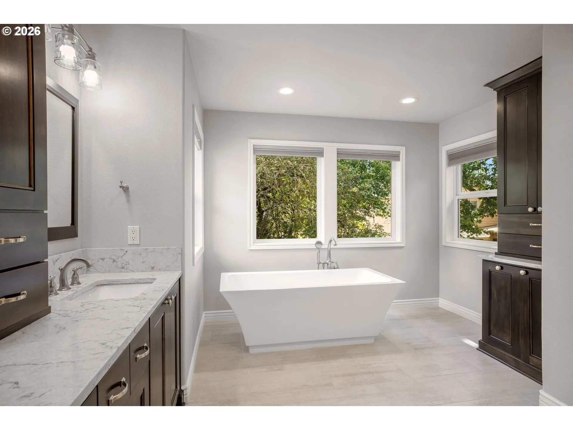 Owner's Suite Bathroom-Garden Tub