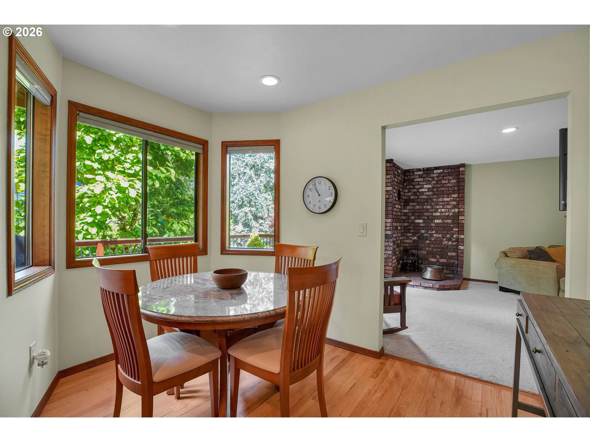 Kitchen-Eating Area