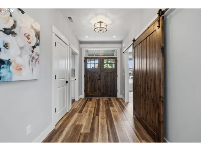 Entrance/Foyer
