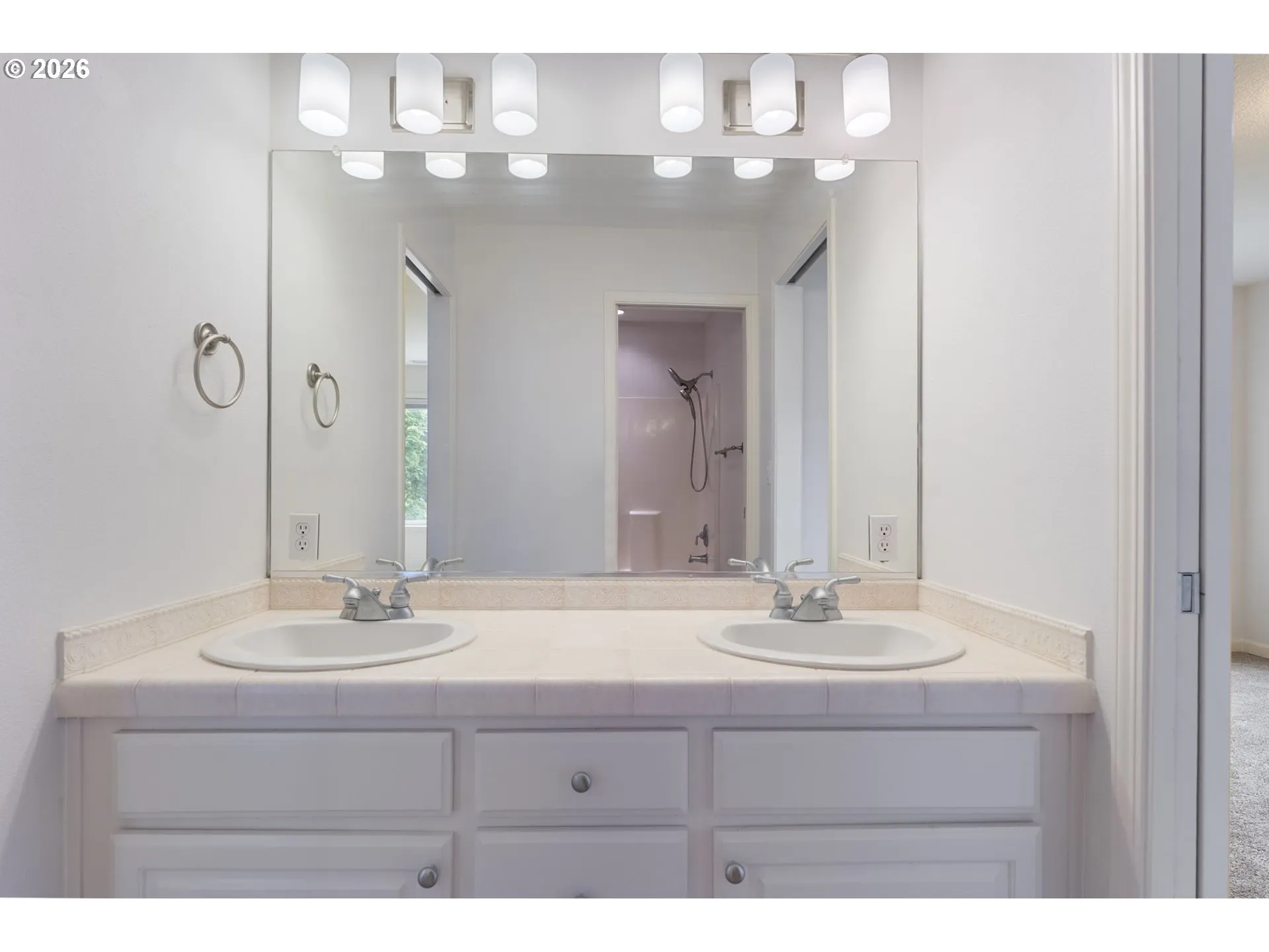 Bathroom-Jack and Jill