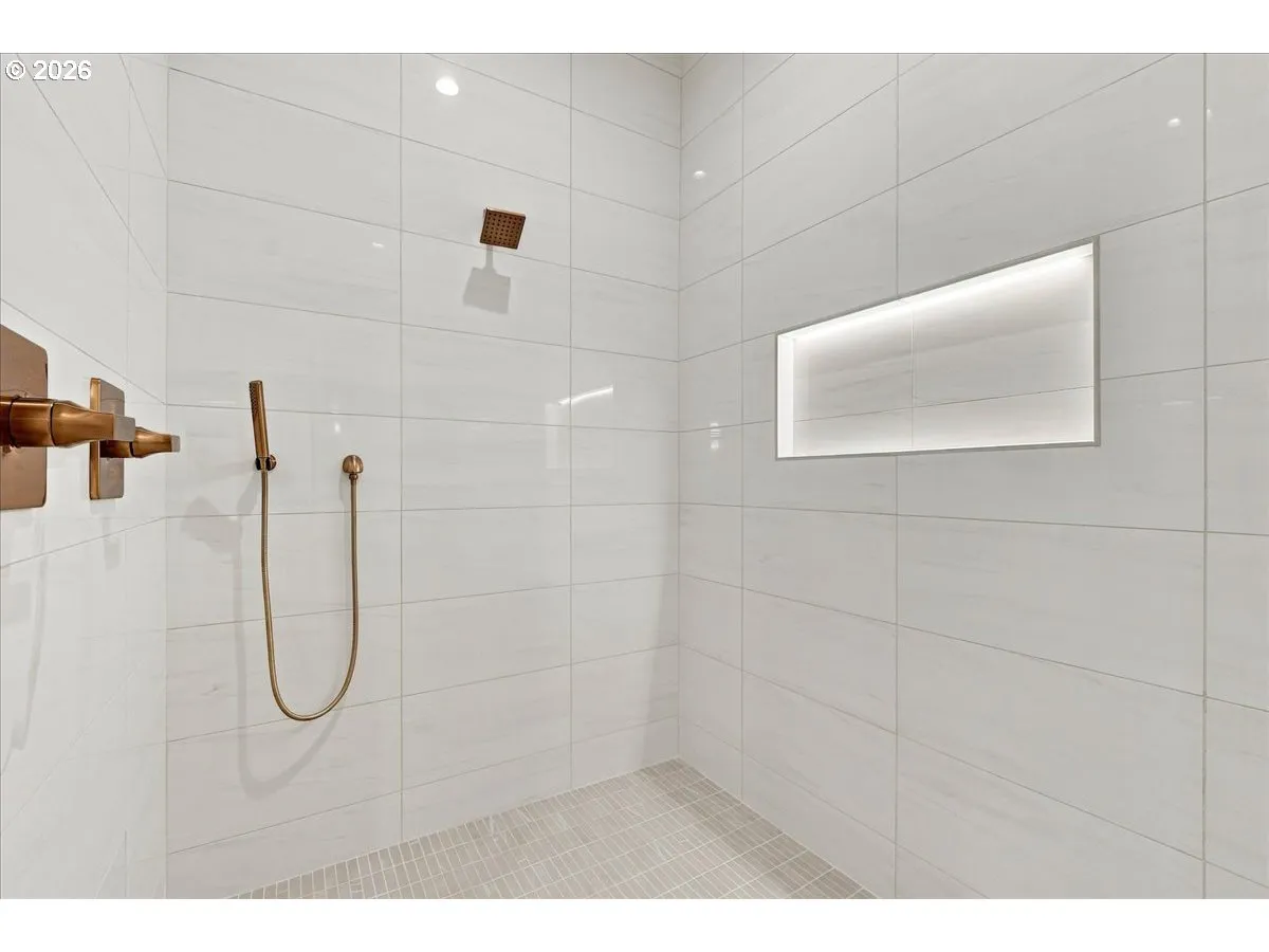 Bathroom, Attached-Walk in Shower