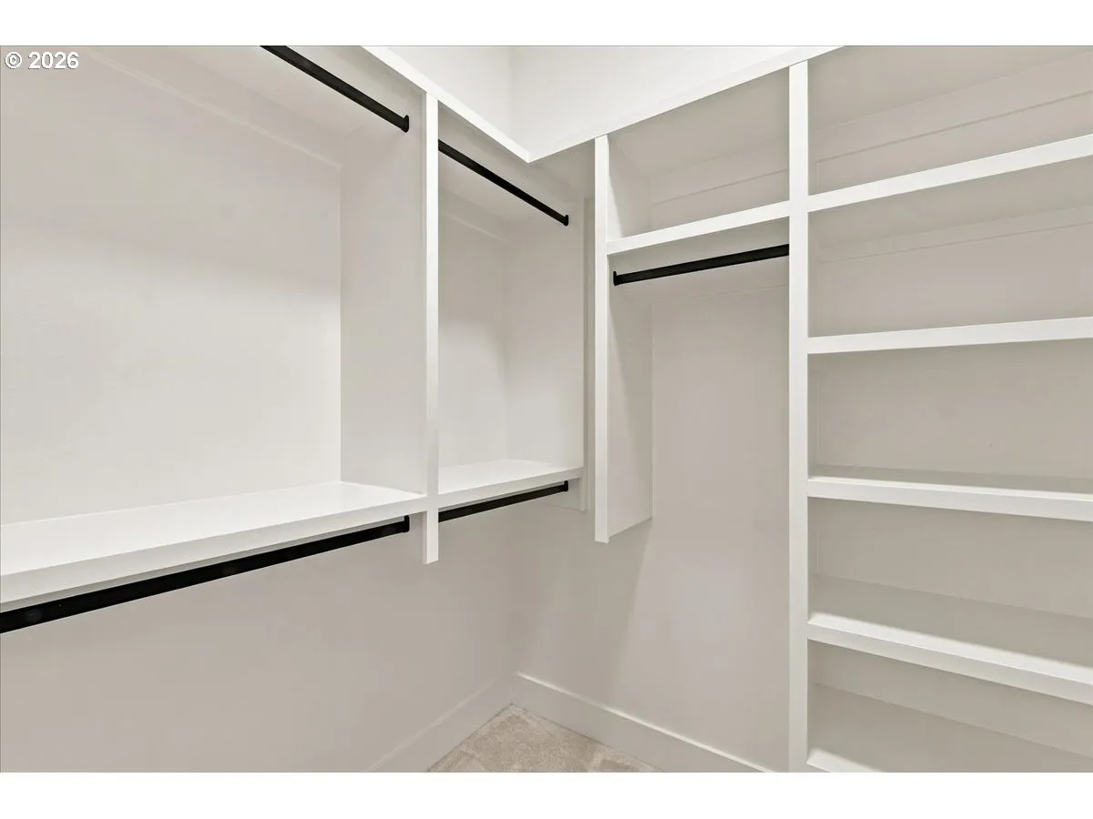 Bedroom-Walk-In Closet
