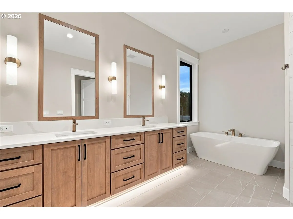 Bathroom, Attached-Double Sinks