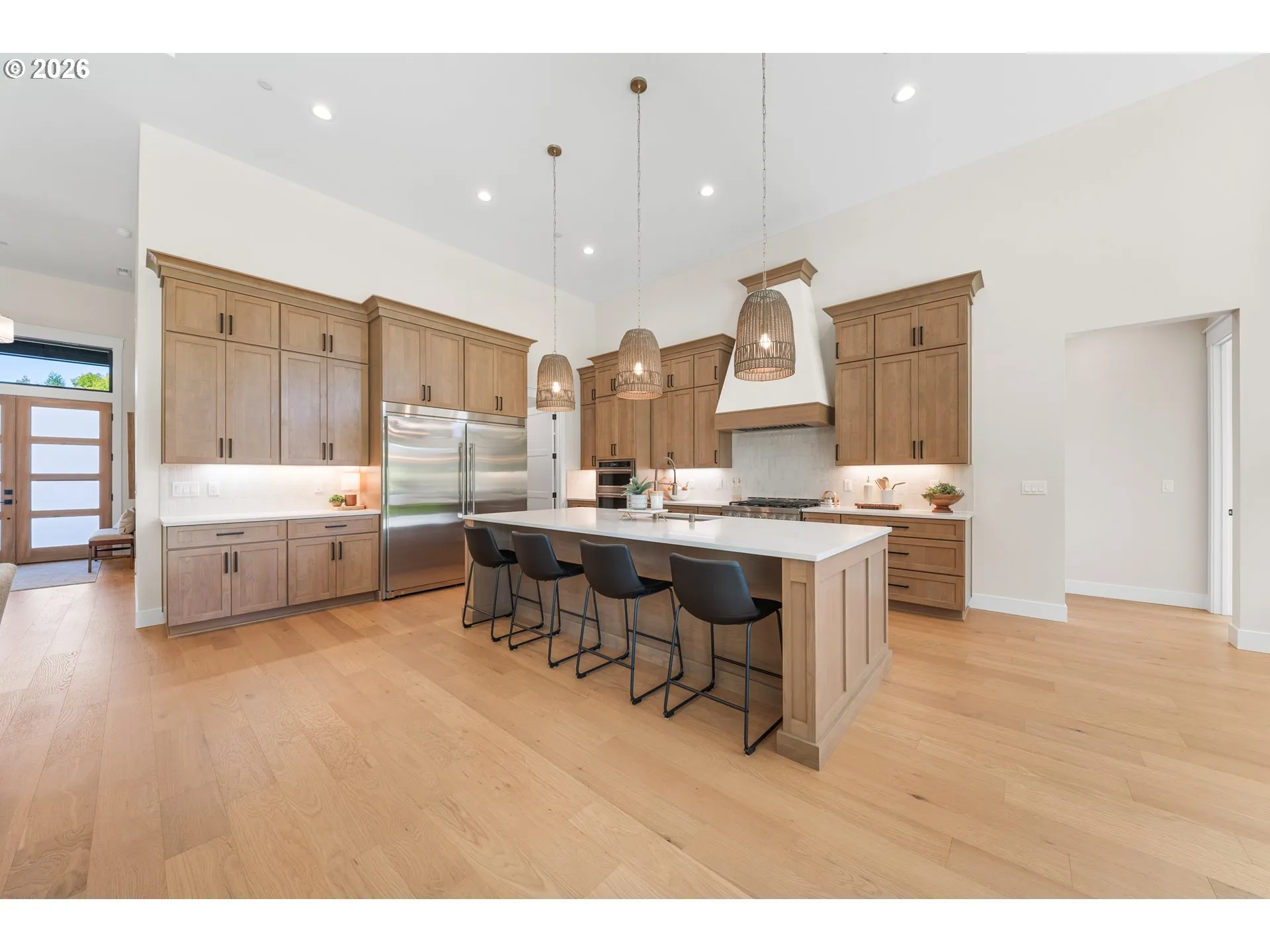 Kitchen-Breakfast Bar