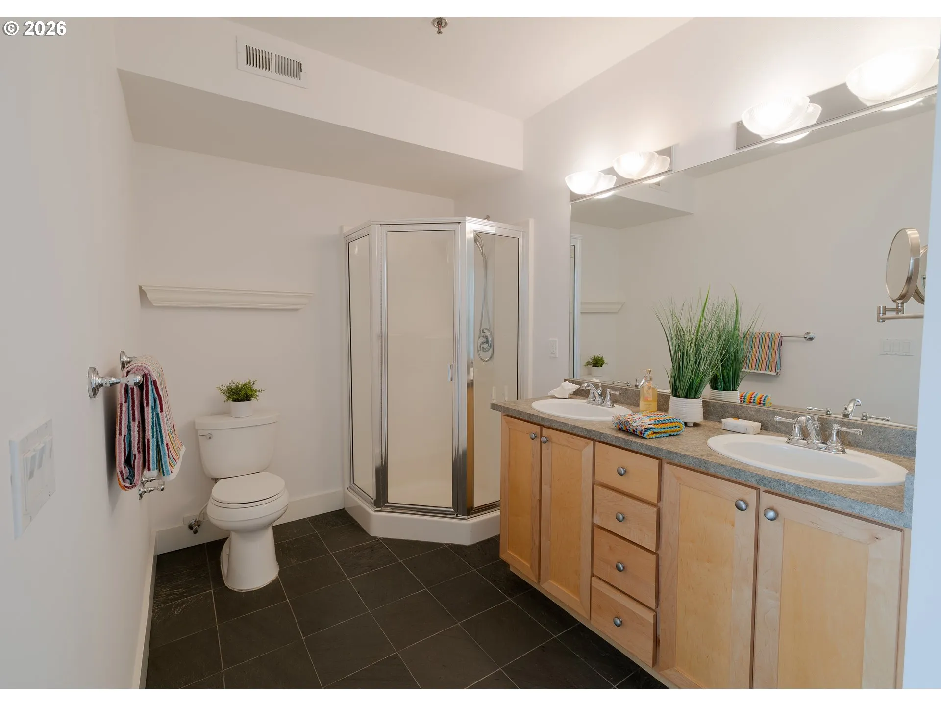 Bathroom, Attached