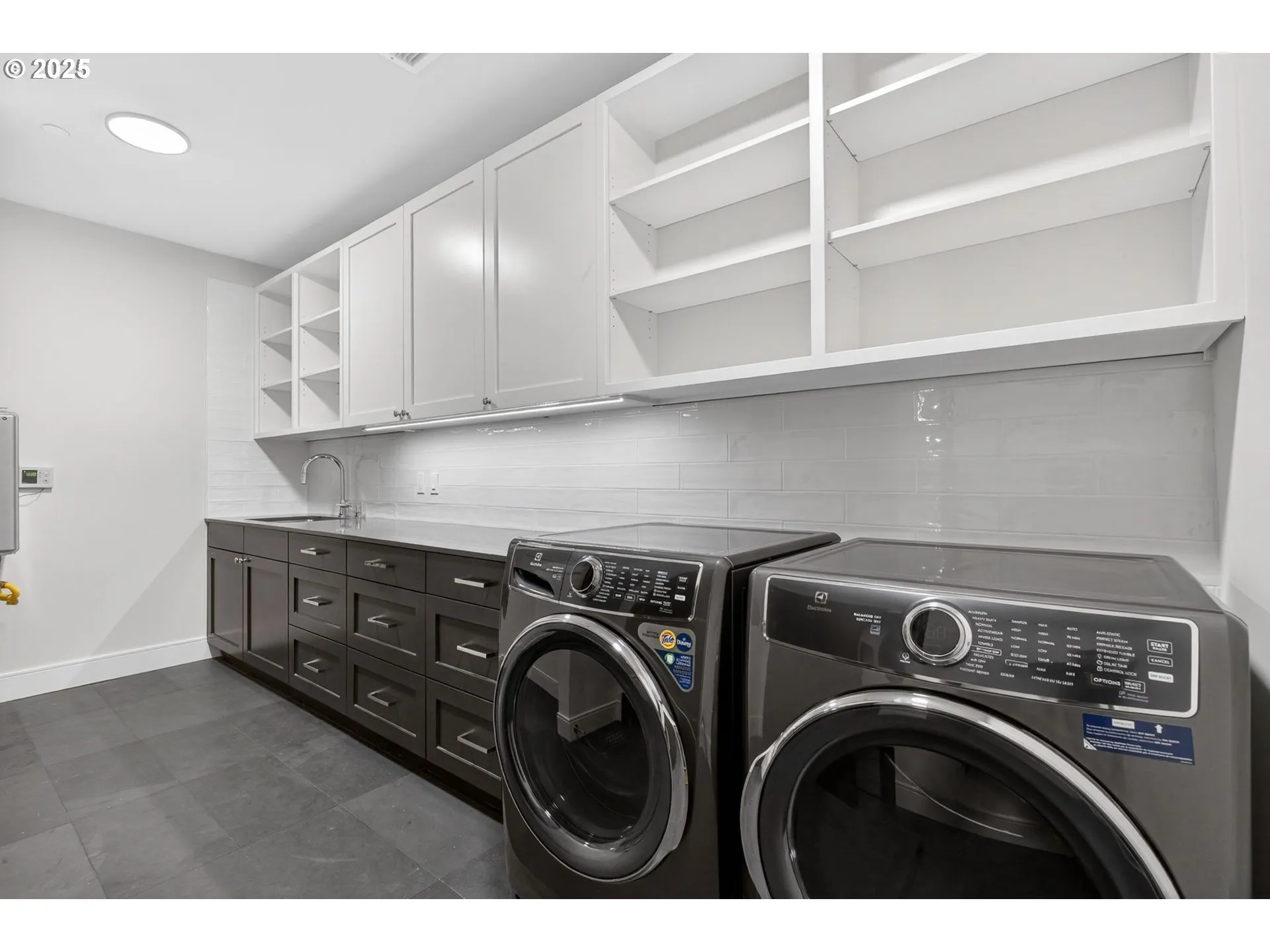 Laundry-Main