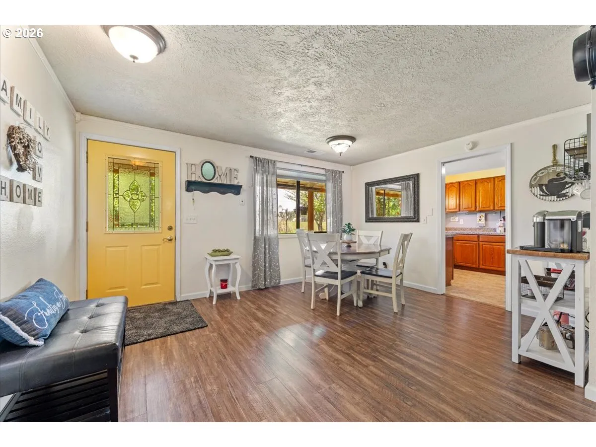 Living Room/Dining Room