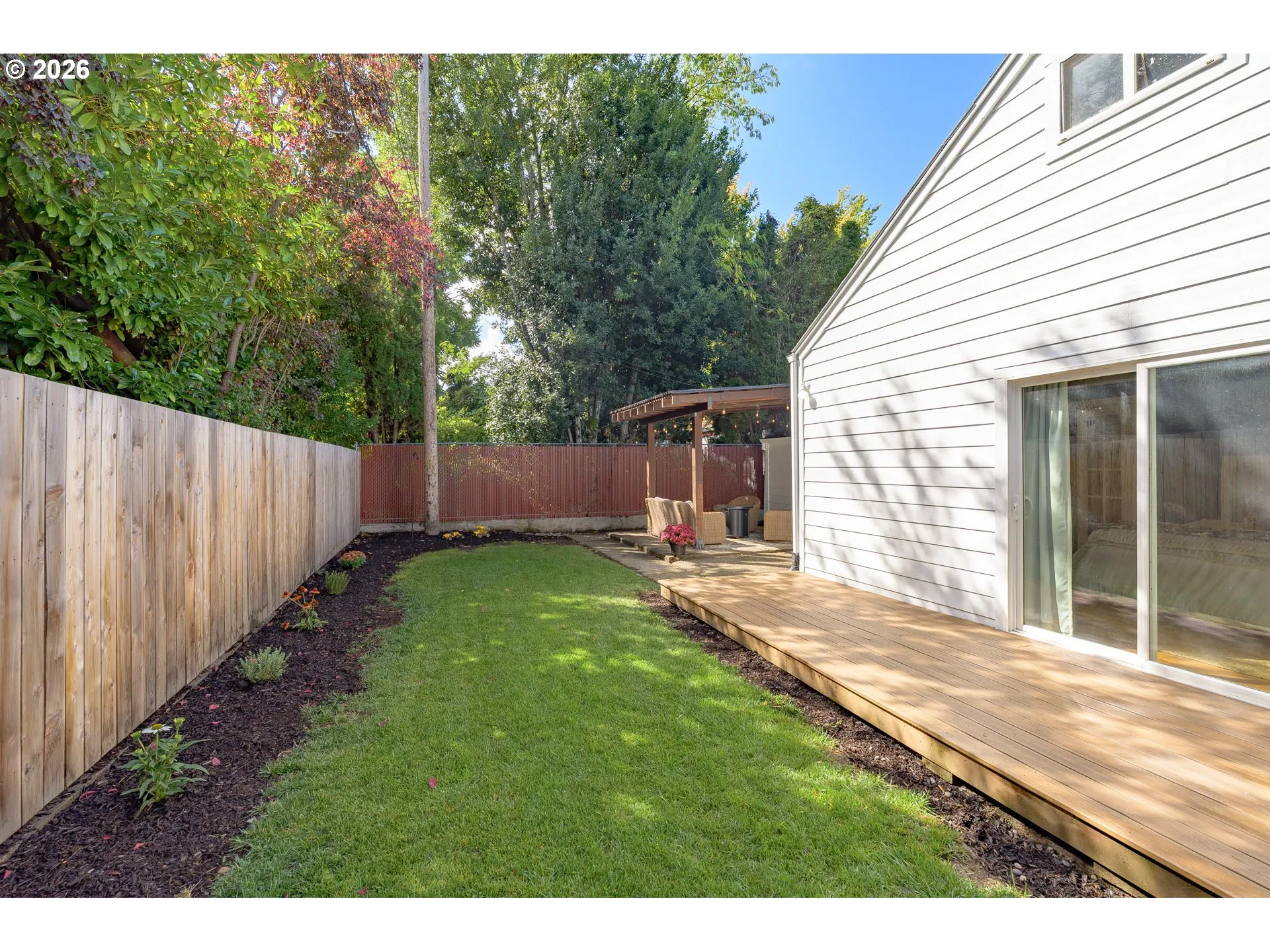 Yard-Back