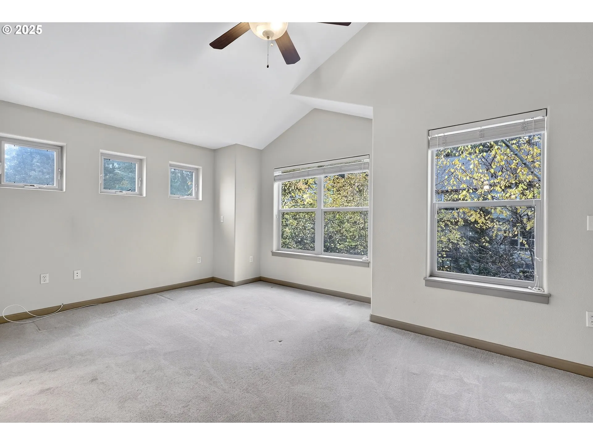 Primary Bedroom-Upper