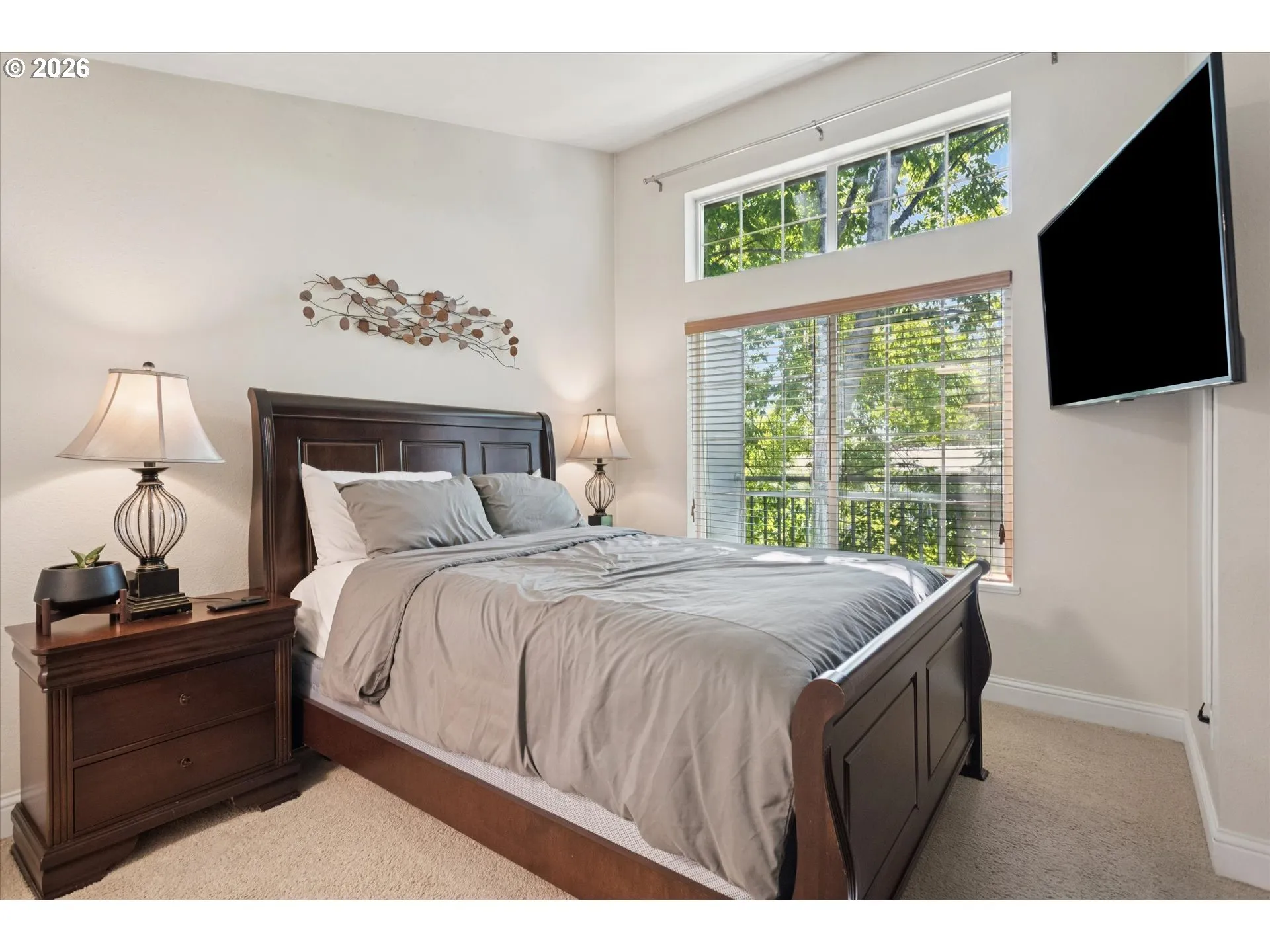 Bedroom, Owner's Suite-Vaulted Ceilings