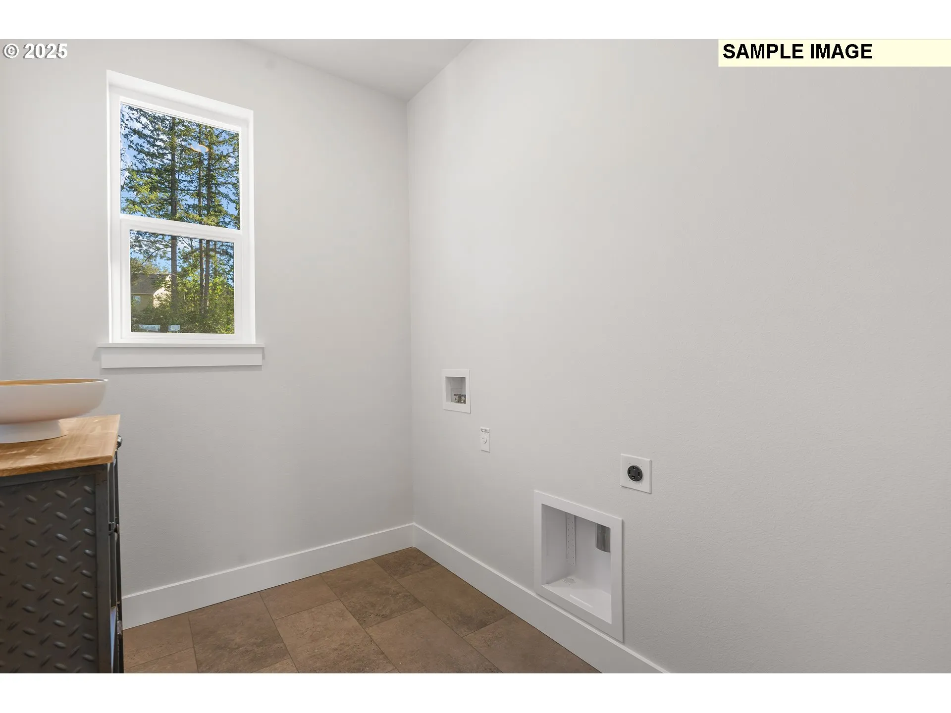 Laundry-Upper