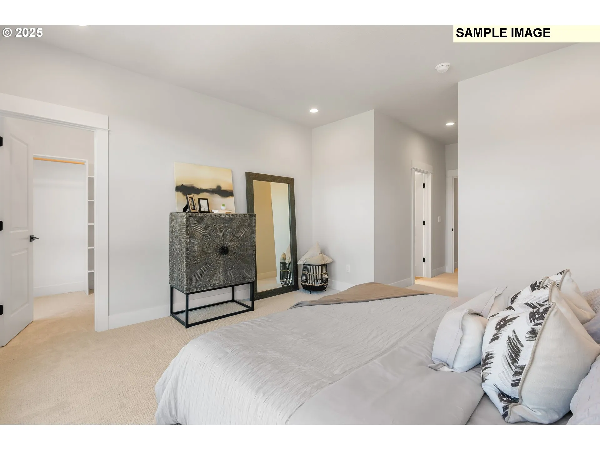 Primary Bedroom-Attached Bathroom