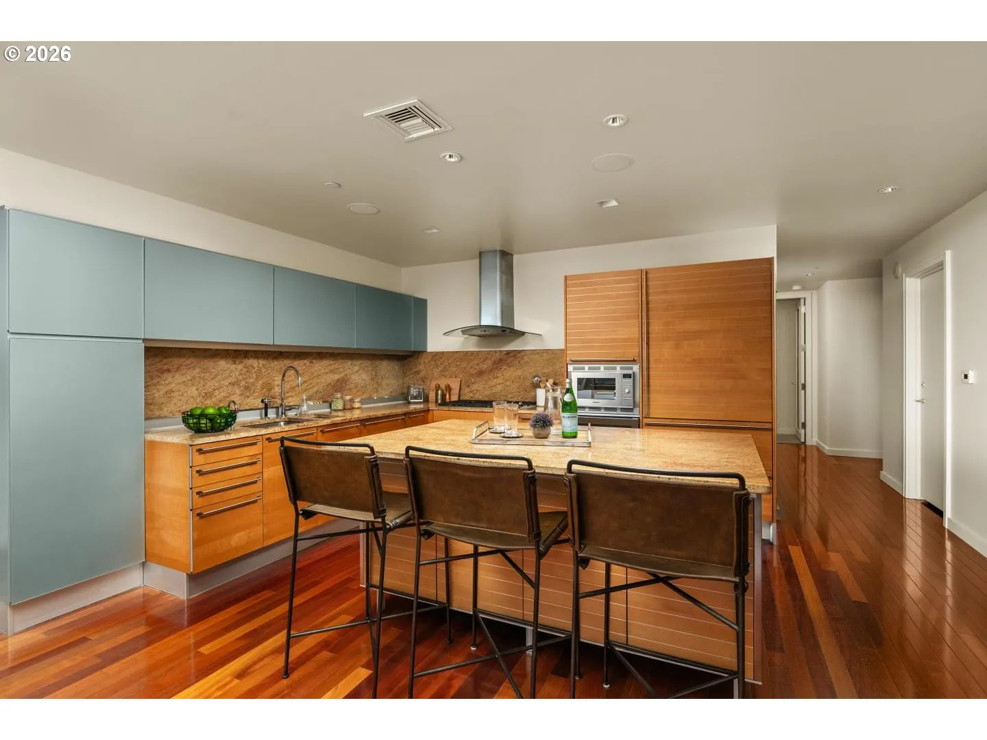 Kitchen-Island