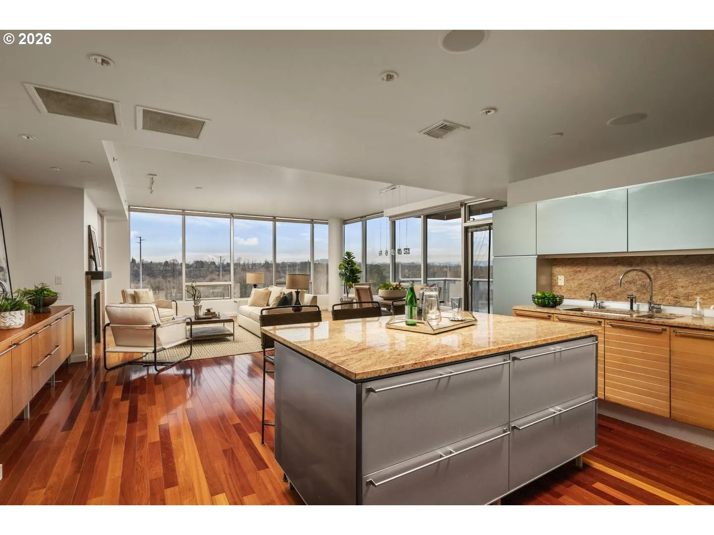 Kitchen/Living Room