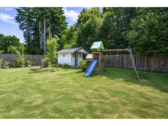 Yard-Back