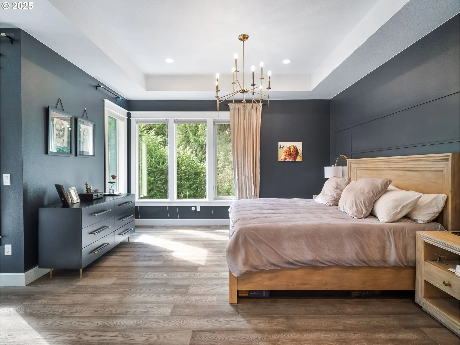 Bedroom, Owner's Suite-Main