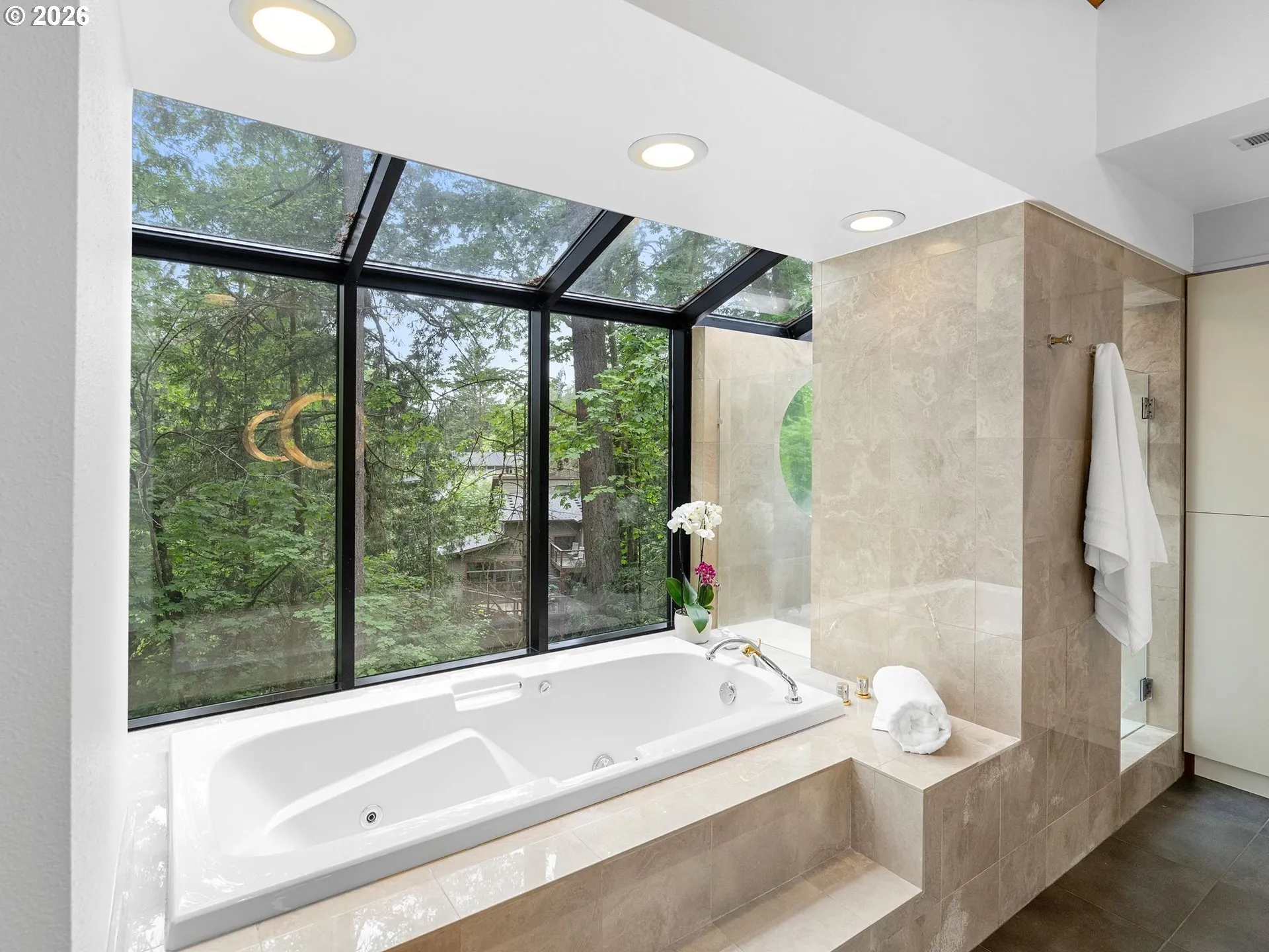 Owner's Suite Bathroom-Garden Tub