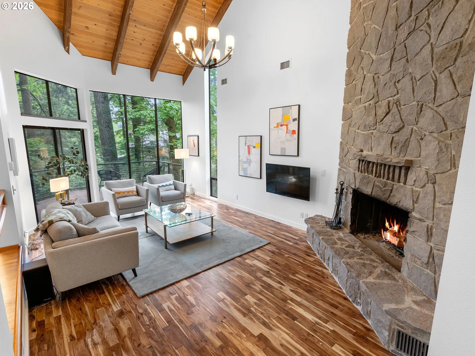 Living Room-Fireplace
