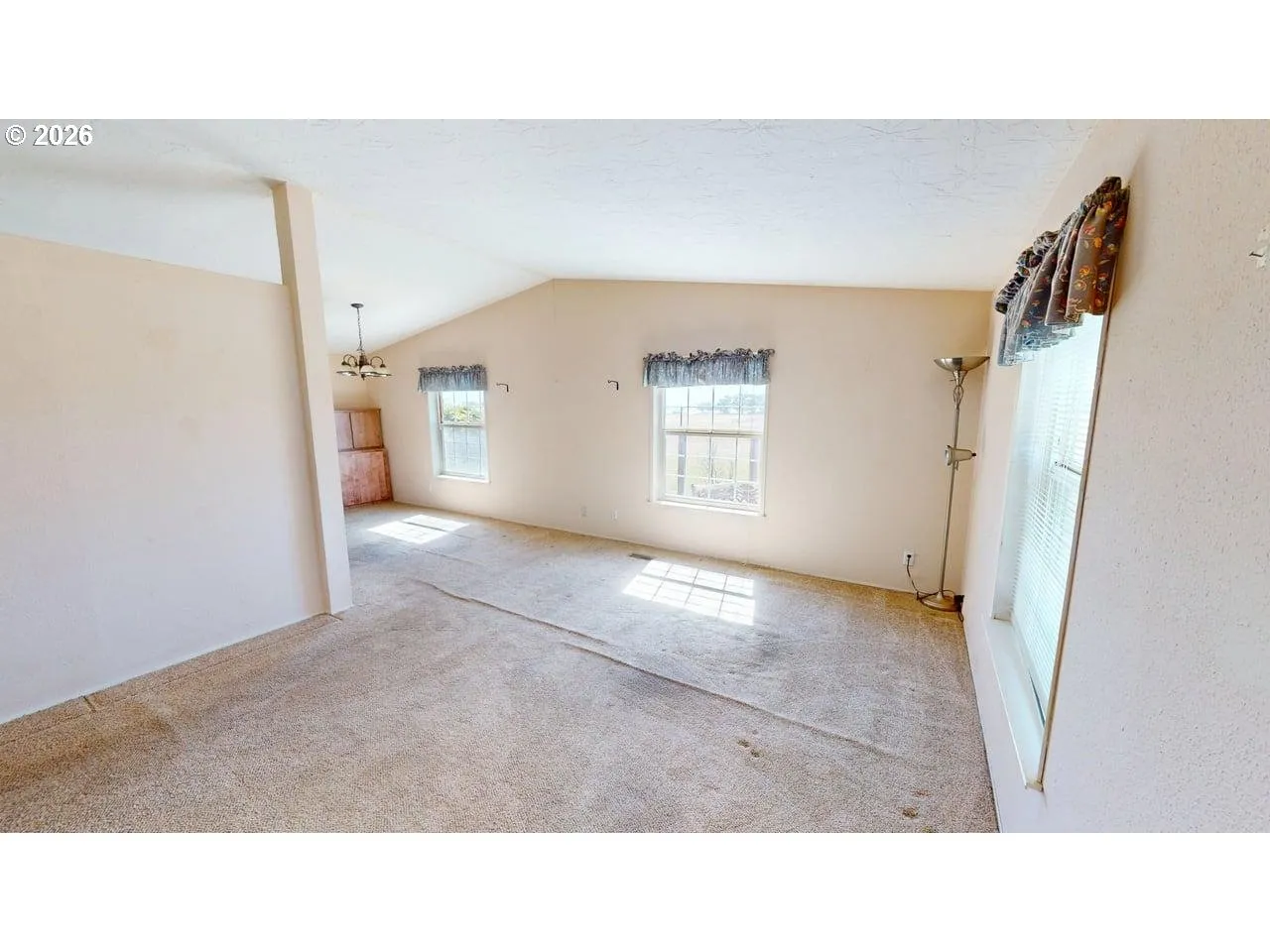 Living Room-Vaulted Ceilings