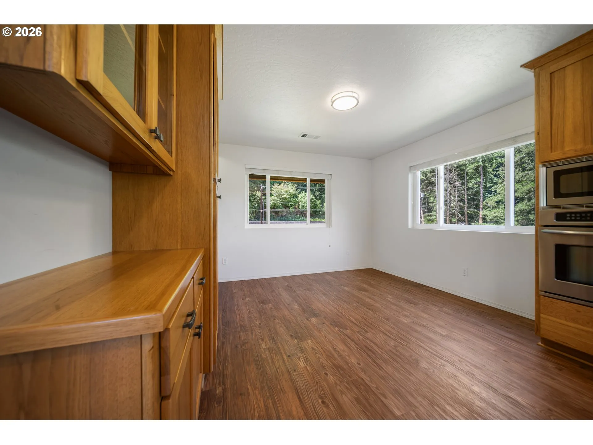 Dining Room-Built-In Cabinets