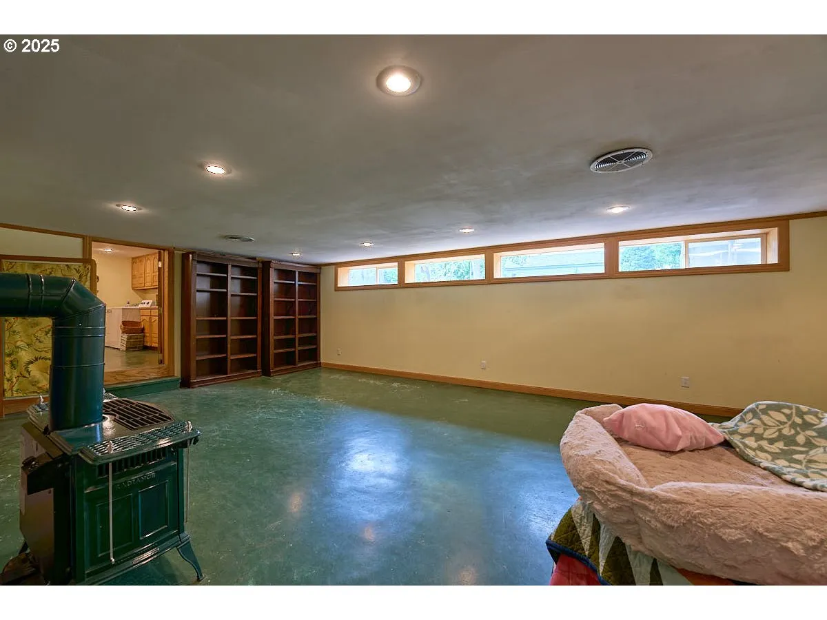 Bathroom-Lower