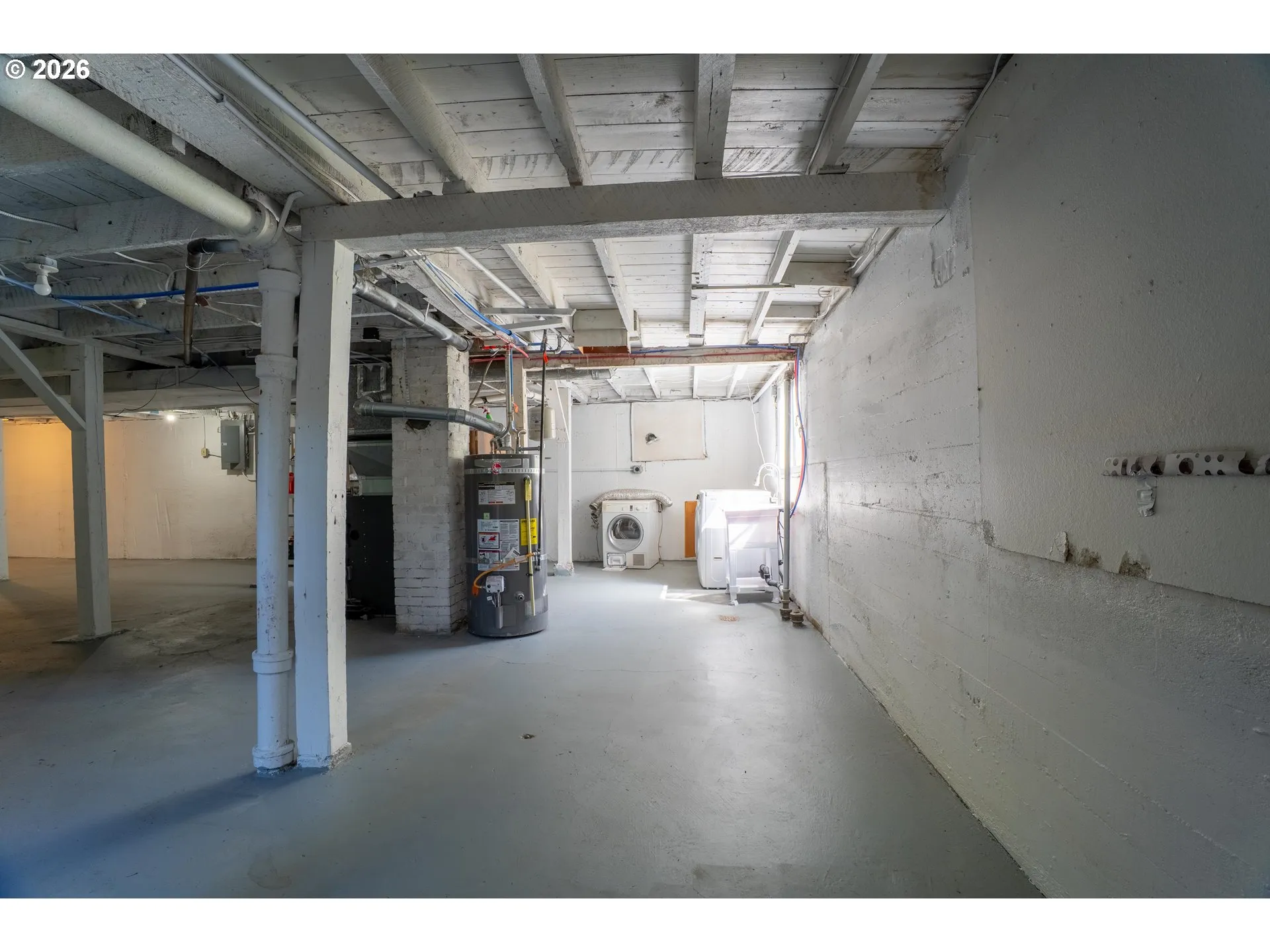 Basement-Unfinished