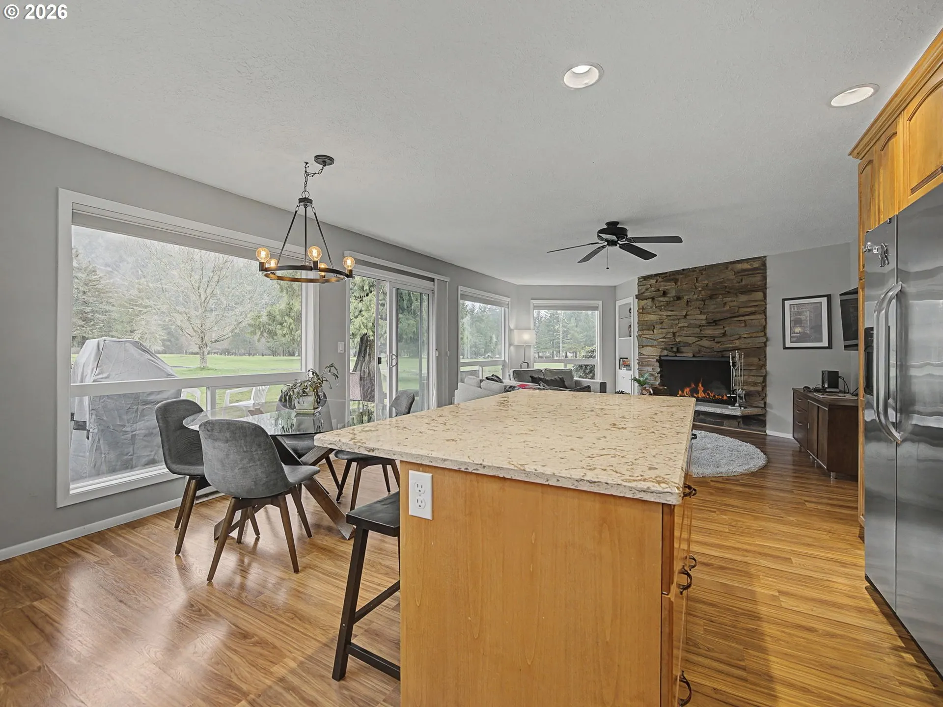 Kitchen-Island