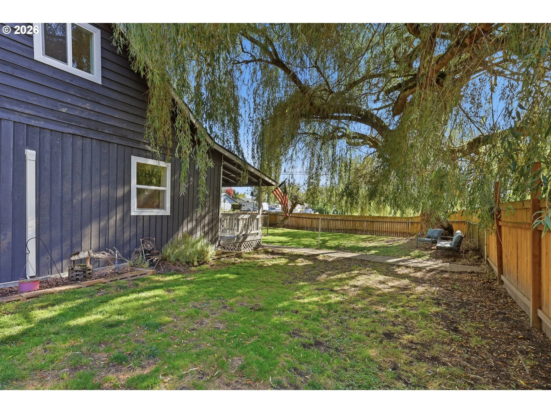 Yard-Fenced
