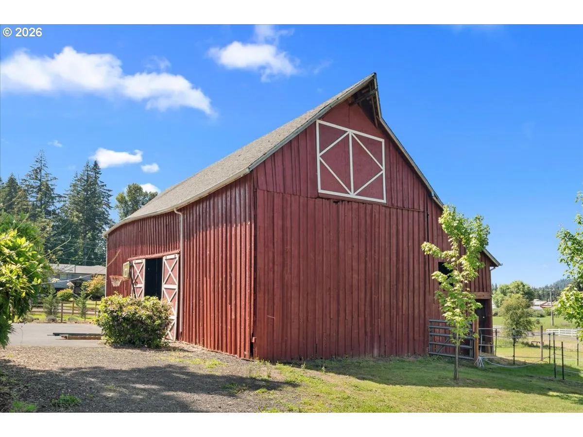 Barn