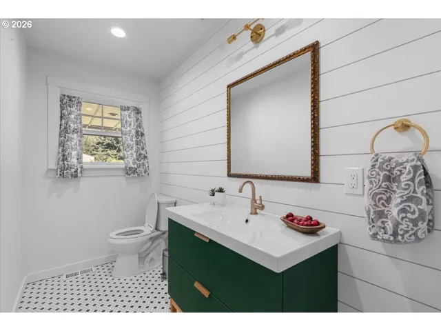 Bathroom-Main