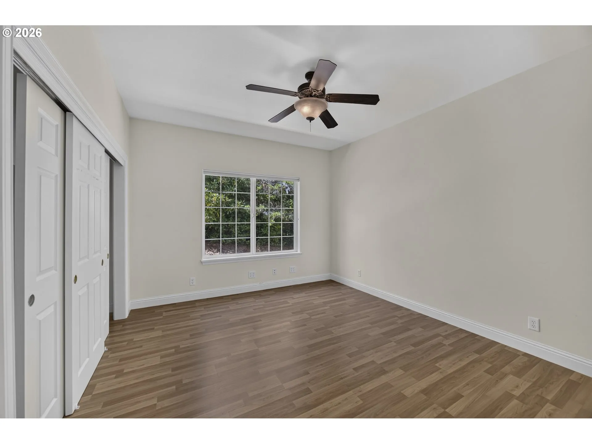 Bedroom-Ceiling Fan