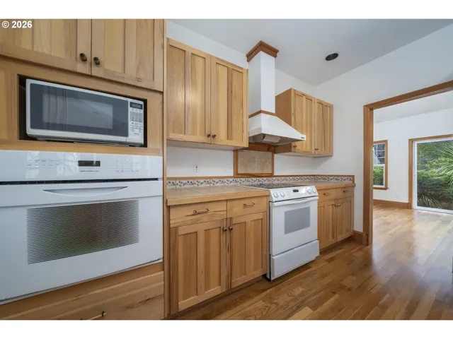 Kitchen-Oven