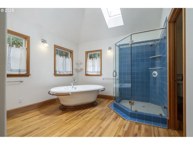 Owner's Suite Bathroom-Walk in Shower