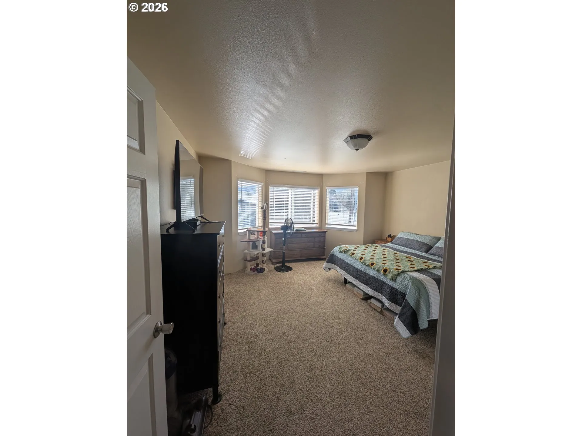 Bedroom, Primary