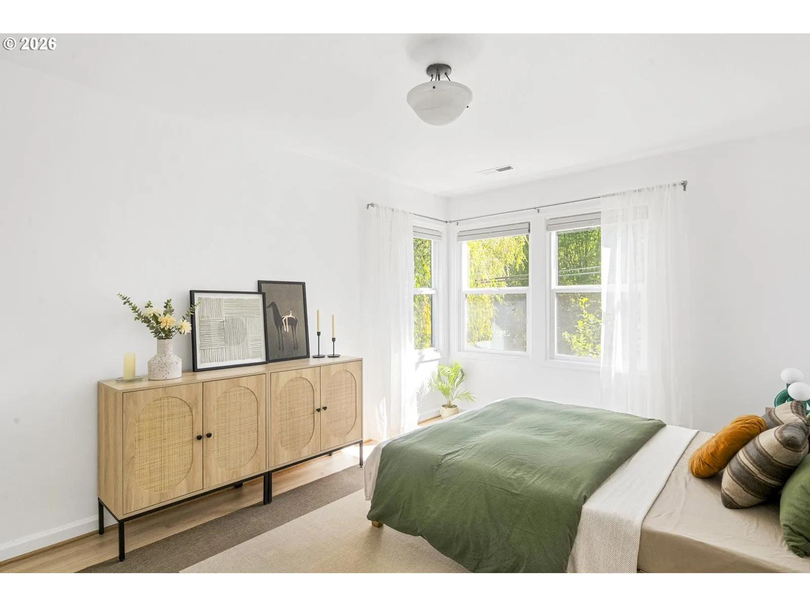 Bedroom, Primary-Upper